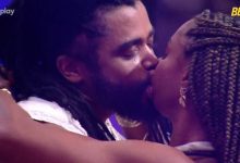 Aline e Diogo Almeida dão primeiro beijo no BBB 25