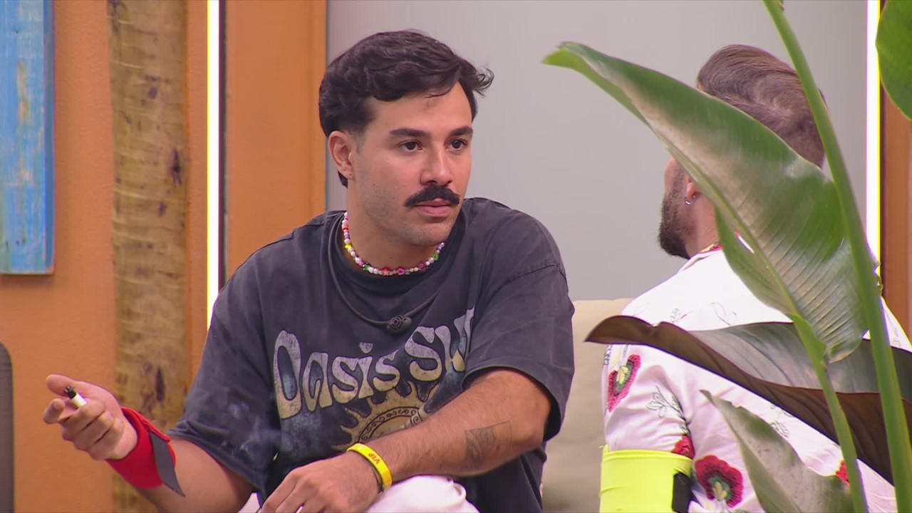 No BBB 25, Mateus se desculpa com Diego Hypolito: 'Com o tempo a gente vai se alinhar'