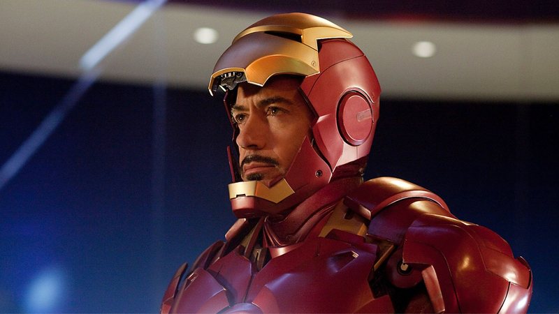 Robert Downey Jr. pode estrelar "The Hider", adaptação da Universal Pictures. Com roteiro de Barrer e Ferrari