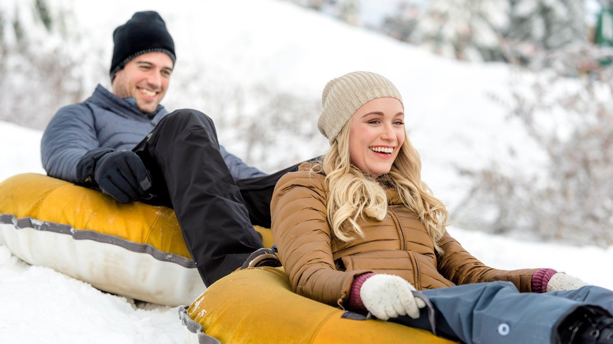 10 Genuinely Great Hallmark Christmas Movies My Husband Enjoyed