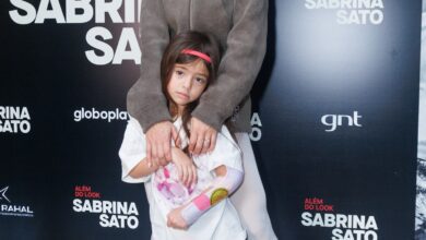 Sabrina Sato faz premiére do documentário 'Além do Look' com a presença de famosos