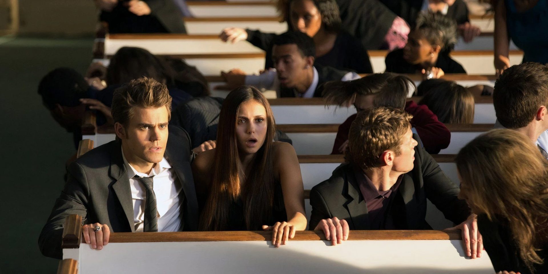 10 Biggest Changes to The Vampire Diaries After Season 1